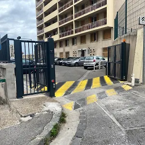 T4 A Deux Pas De La Gare St Charles Appartement